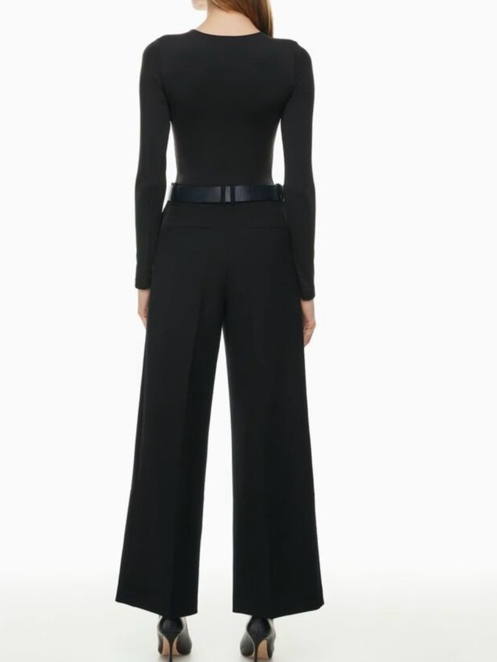 Aritzia Babaton Contour Crew Longsleeve Bodysuit
Black Size XL - Picture 4 of 11